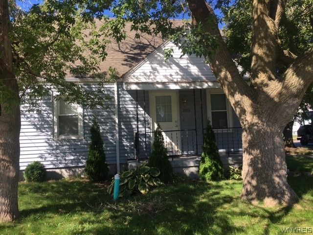 3572 Sherwood Avenue, Niagara Falls, NY 14301