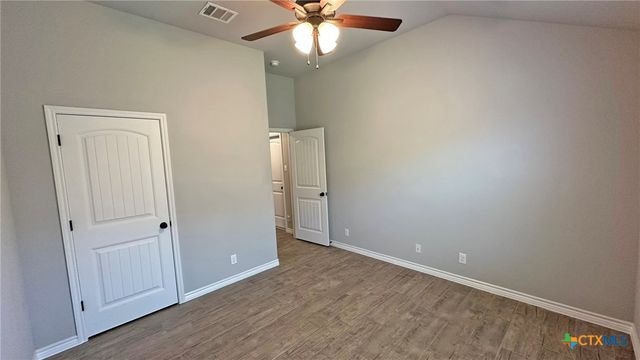 2607 Settlers Oak Drive, Belton, TX 76513