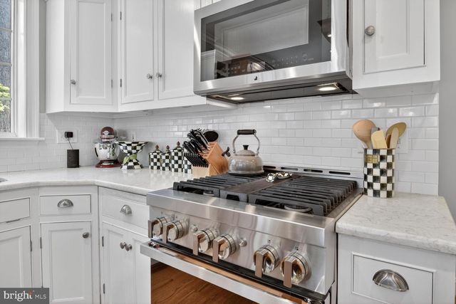 5909 MADAWASKA RD, Bethesda, MD 20816