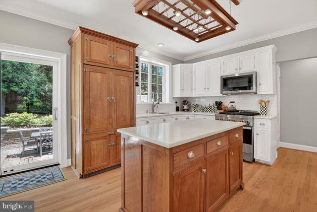 5909 MADAWASKA RD, Bethesda, MD 20816