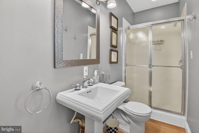 5909 MADAWASKA RD, Bethesda, MD 20816