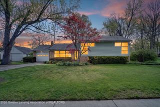 1121 Jenne Street, Grand Ledge, MI 48837