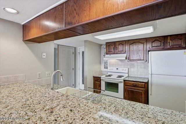 157 Dyke Road, 26, Ridgeland, MS 39157