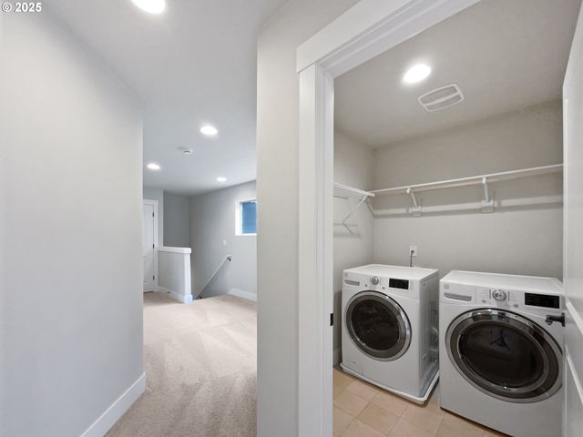 13707 Sw 172ND Ave, Tigard, OR 97140