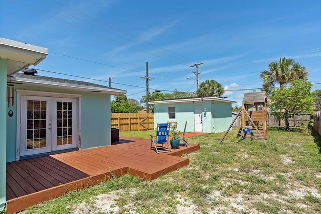 1002 S K Street, Lake Worth, FL 33460