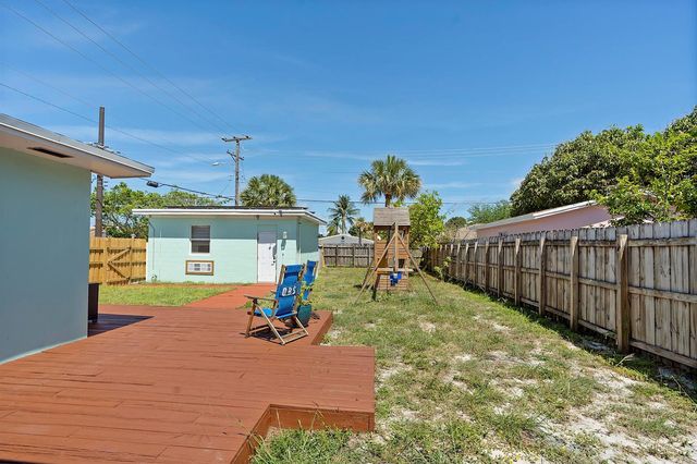 1002 S K Street, Lake Worth, FL 33460