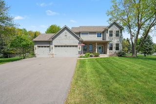 2350 Fawn Hill Court, Chanhassen, MN 55317