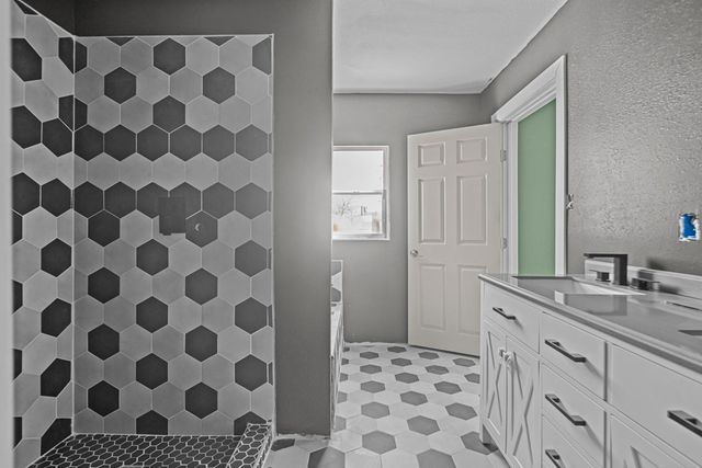 116 N Goldsmith St, Goldsmith, TX 79741