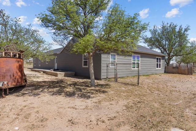 116 N Goldsmith St, Goldsmith, TX 79741
