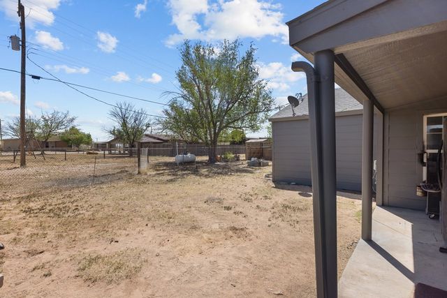 116 N Goldsmith St, Goldsmith, TX 79741