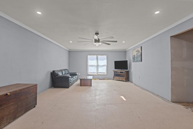 116 N Goldsmith St, Goldsmith, TX 79741