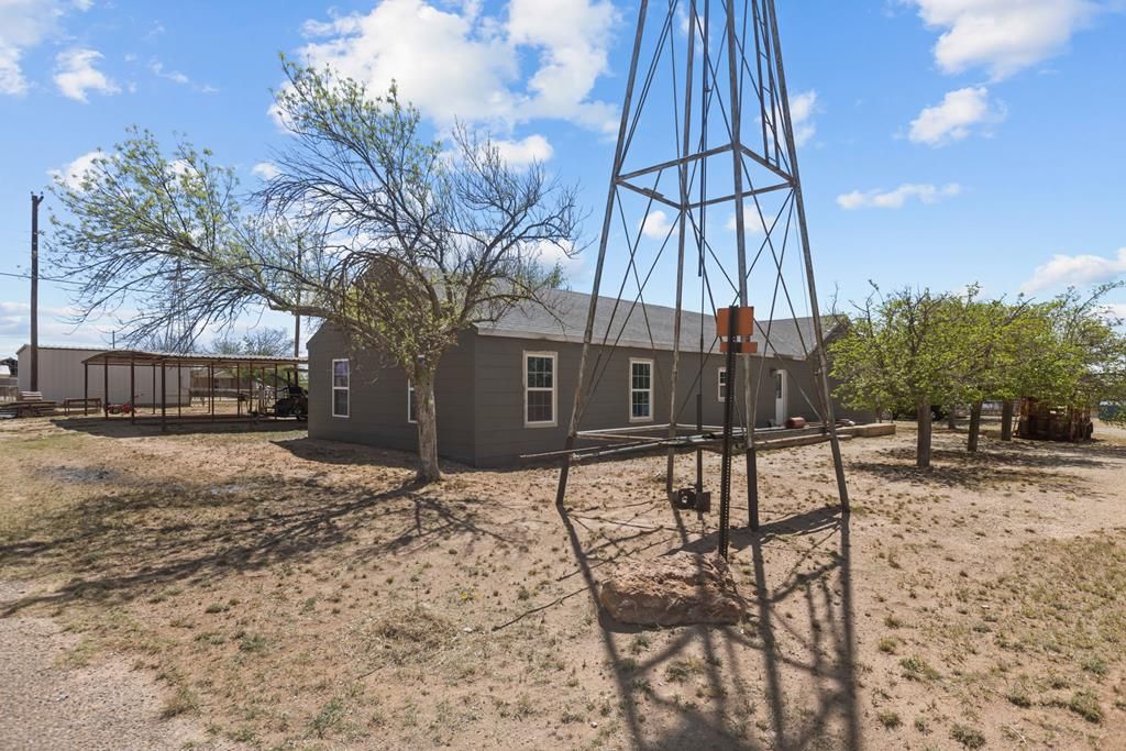 116 N Goldsmith St, Goldsmith, TX 79741