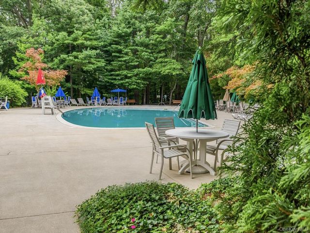 110 Dehaven Drive 120, Yonkers, NY 10703
