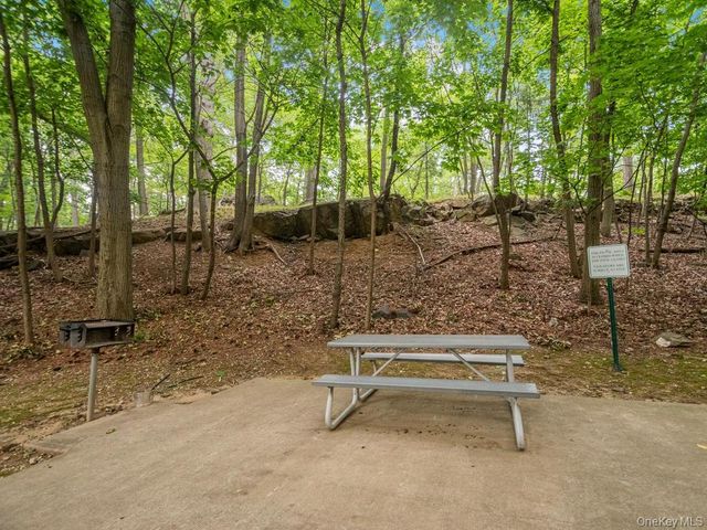 110 Dehaven Drive 120, Yonkers, NY 10703