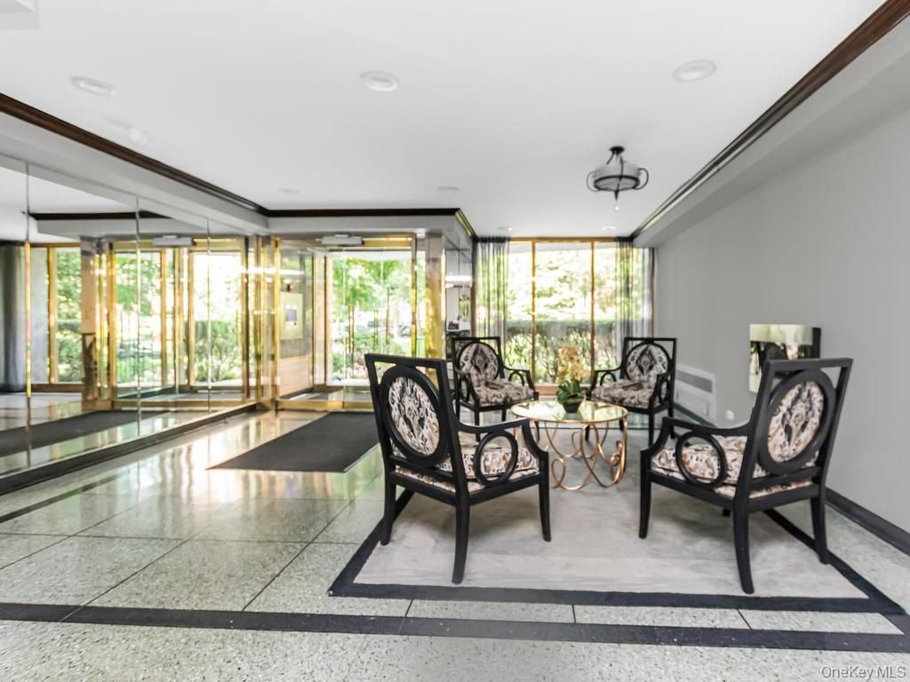 110 Dehaven Drive 120, Yonkers, NY 10703 — photo 3