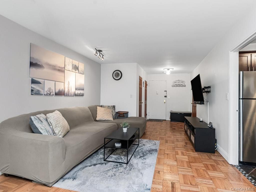 110 Dehaven Drive 120, Yonkers, NY 10703 — photo 5