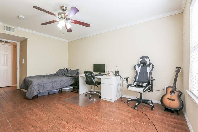 501 W 26th ST 312, Austin, TX 78705
