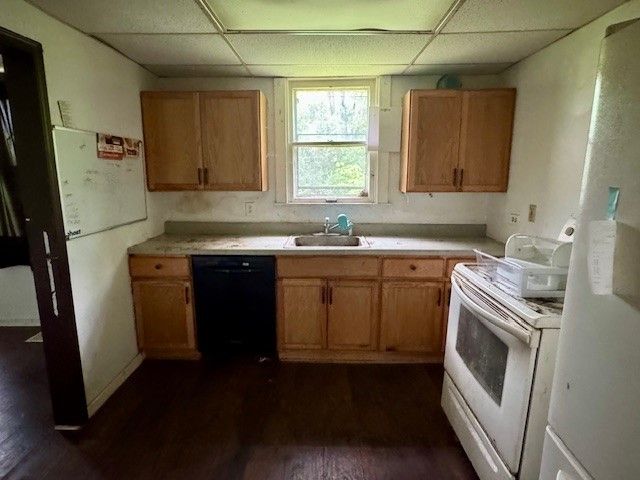 15 Allen Way, White Oak, PA 15131