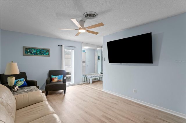 501 E BAY DRIVE 104, Largo, FL 33770