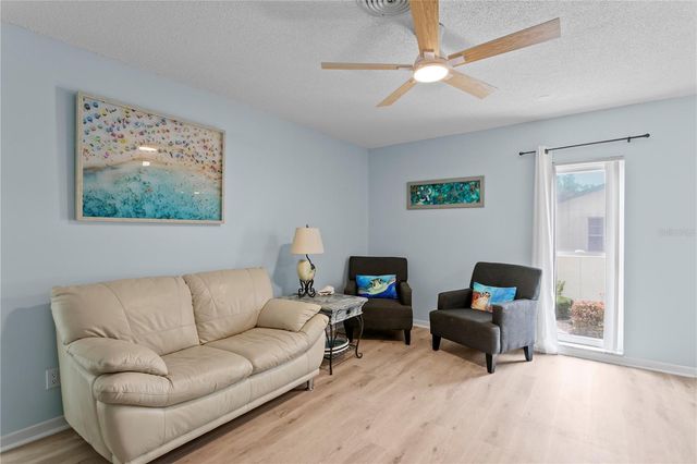 501 E BAY DRIVE 104, Largo, FL 33770