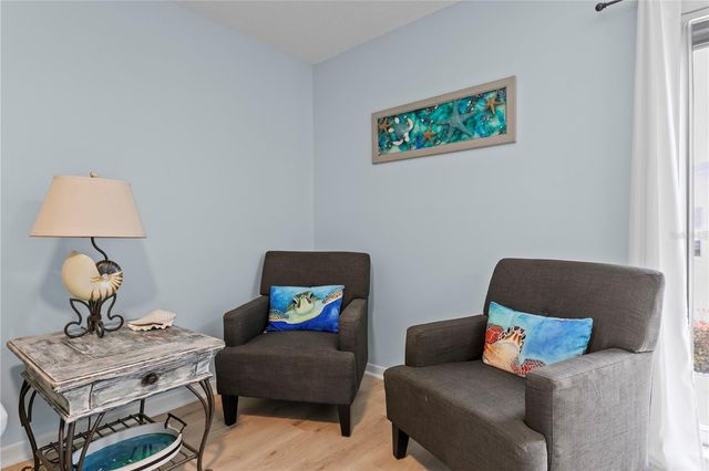 501 E BAY DRIVE 104, Largo, FL 33770