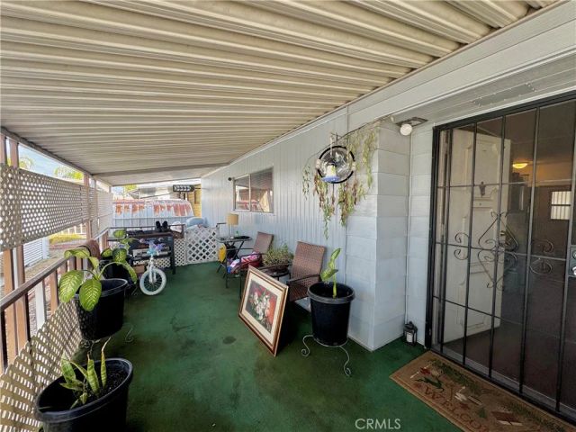 1895 W Devonshire 34, Hemet, CA 92545