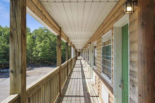 982 Indian Point Road Block Of 5, Branson, MO 65616