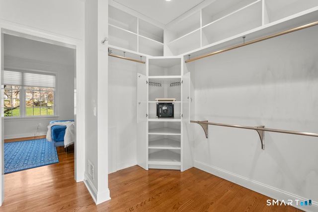 14 Cleft Rock Road, Woodbridge, CT 06525