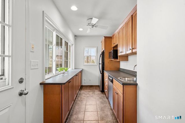 14 Cleft Rock Road, Woodbridge, CT 06525