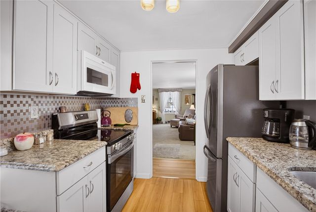 4241 Greenridge Rd, Castle Shannon, PA 15234