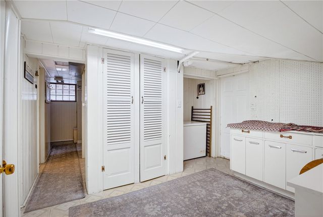 4241 Greenridge Rd, Castle Shannon, PA 15234