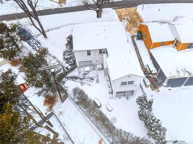 4241 Greenridge Rd, Castle Shannon, PA 15234