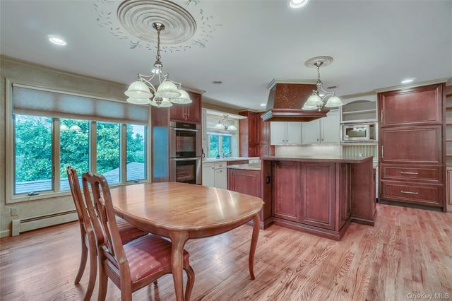 6 Emily Lane, Monroe, NY 10950