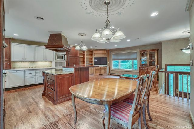 6 Emily Lane, Monroe, NY 10950