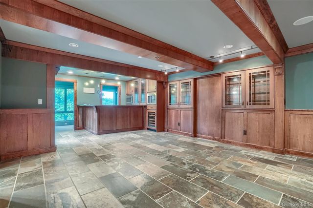 6 Emily Lane, Monroe, NY 10950