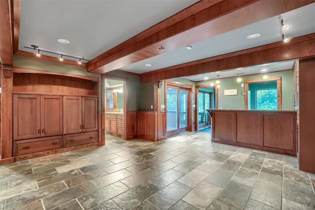 6 Emily Lane, Monroe, NY 10950