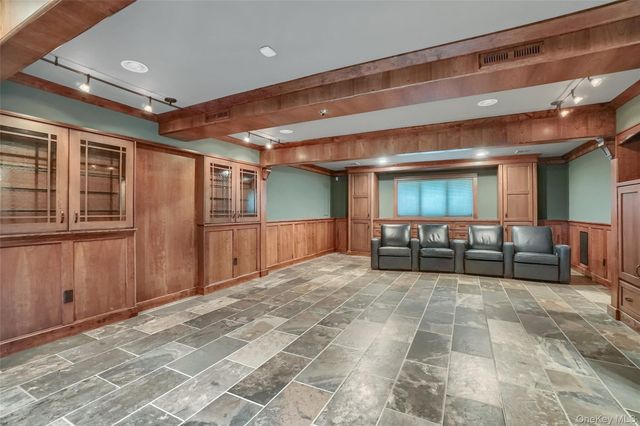 6 Emily Lane, Monroe, NY 10950