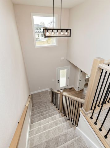 4726 Hillsdale Drive, Urbandale, IA 50322