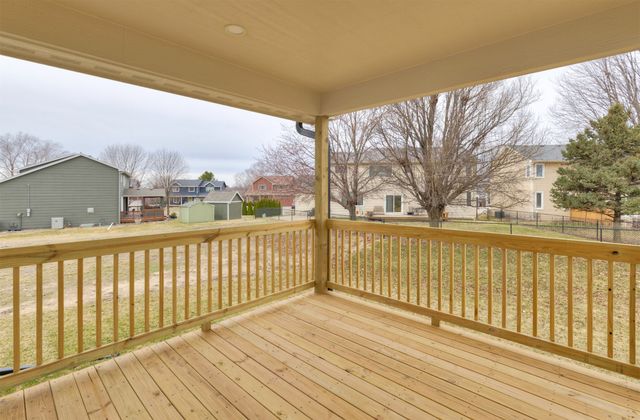 4726 Hillsdale Drive, Urbandale, IA 50322
