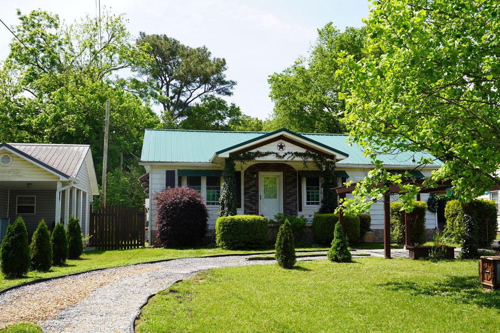 106 Harker Road, Fort Oglethorpe, GA 30742