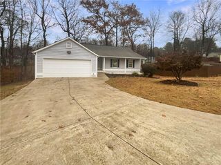 536 Bluff Court, Woodstock, GA 30188