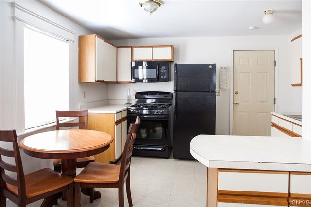 556 Clarendon Street 58, Syracuse, NY 13210
