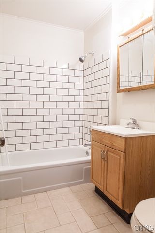 556 Clarendon Street 58, Syracuse, NY 13210