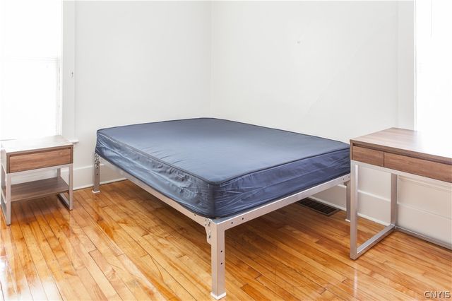 556 Clarendon Street 58, Syracuse, NY 13210