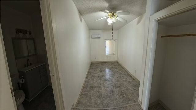 219 7th St S A, Aransas Pass, TX 78336