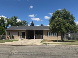 272 W Pinedale Avenue, Fresno, CA 93650
