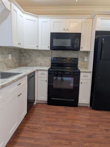 3351 NW 85th Ave 315, Coral Springs, FL 33065