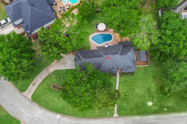 24610 Gilbough Drive, Tomball, TX 77375