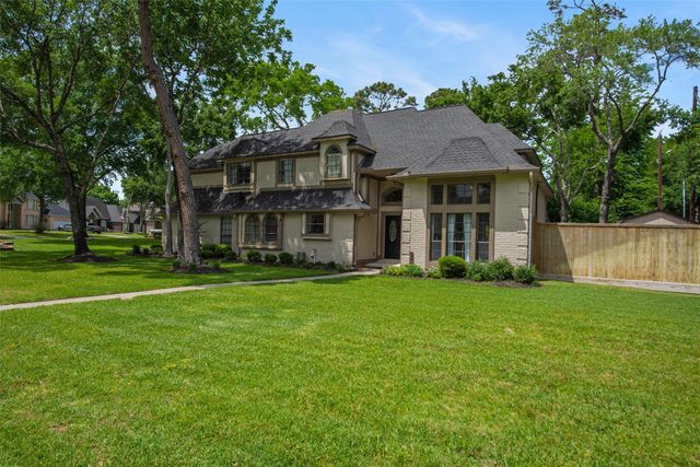 24610 Gilbough Drive, Tomball, TX 77375