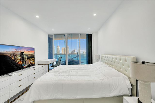 4000 Island Blvd 2301, Aventura, FL 33160